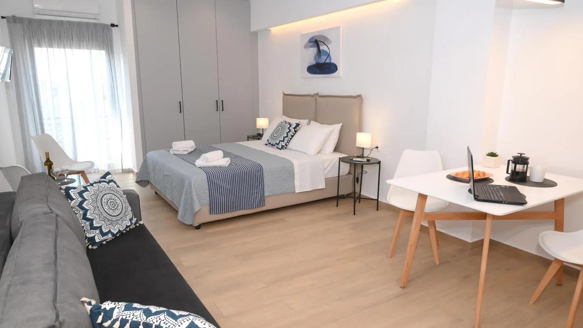 Economic Studios In Crete Iraklio Apartment