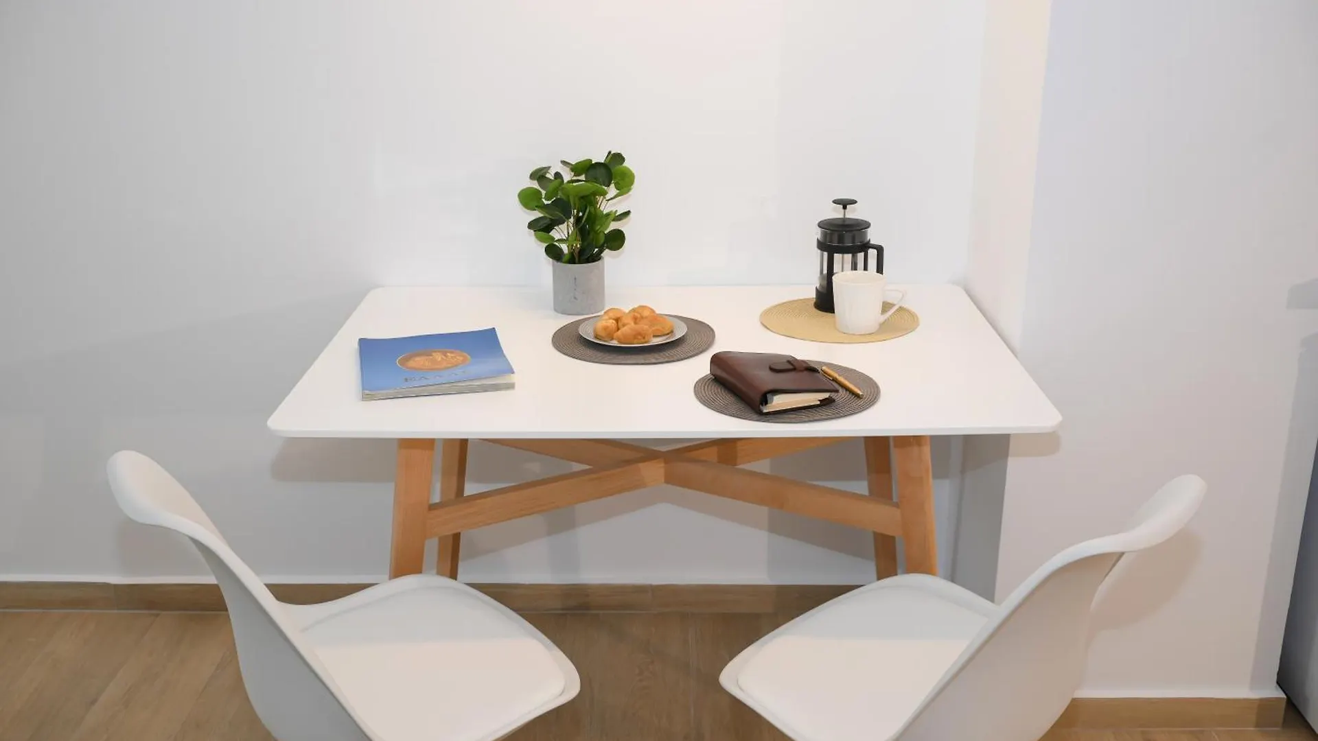 Apartment Economic Studios In Crete Iraklio
