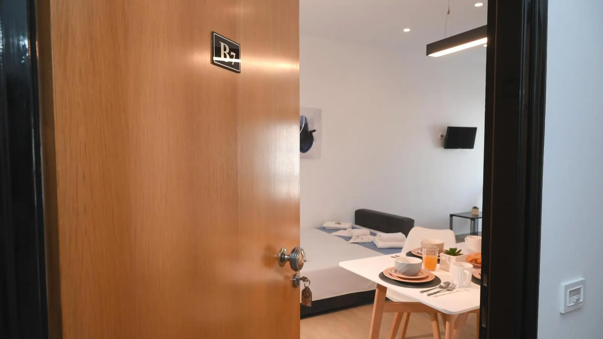 Apartment Economic Studios In Crete Iraklio